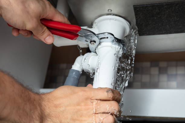 Best 24/7 water damage repair  in Montello, WI